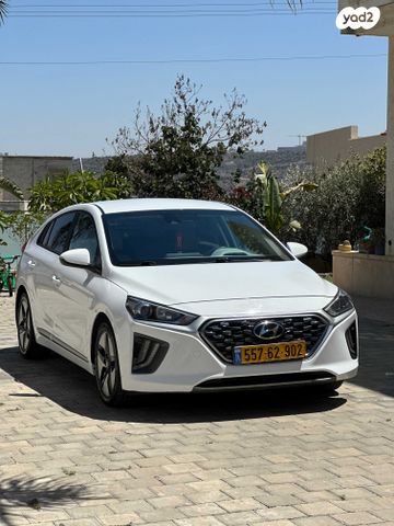 יונדאי איוניק