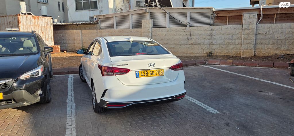 יונדאי אקסנט i25