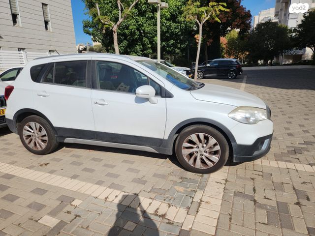 מודעת רכב סוזוקי קרוסאובר