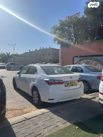 טויוטה קורולה