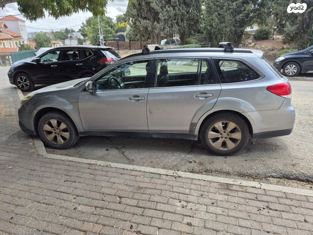 מודעת רכב סובארו אאוטבק