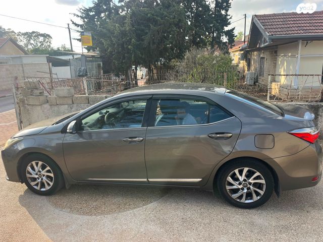 מודעת רכב טויוטה קורולה