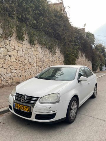 מודעת רכב פולקסווגן ג'טה 