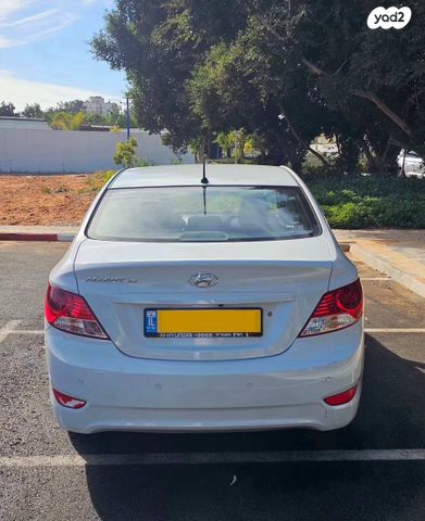 יונדאי אקסנט i25