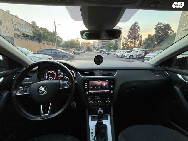 סקודה אוקטביה 