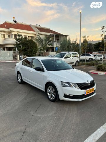 סקודה אוקטביה 