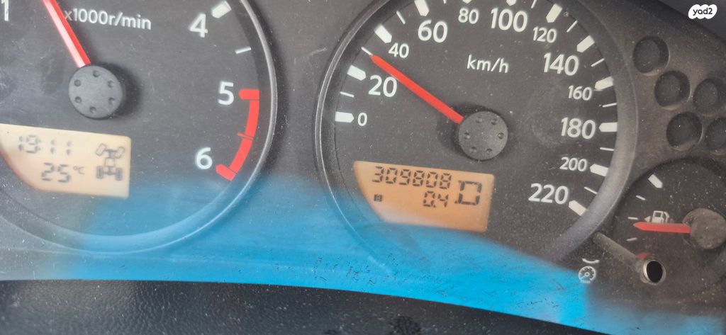 מודעת רכב ניסאן נבארה