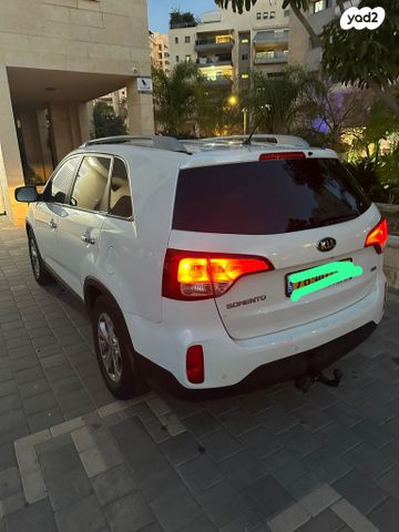 מודעת רכב קיה סורנטו