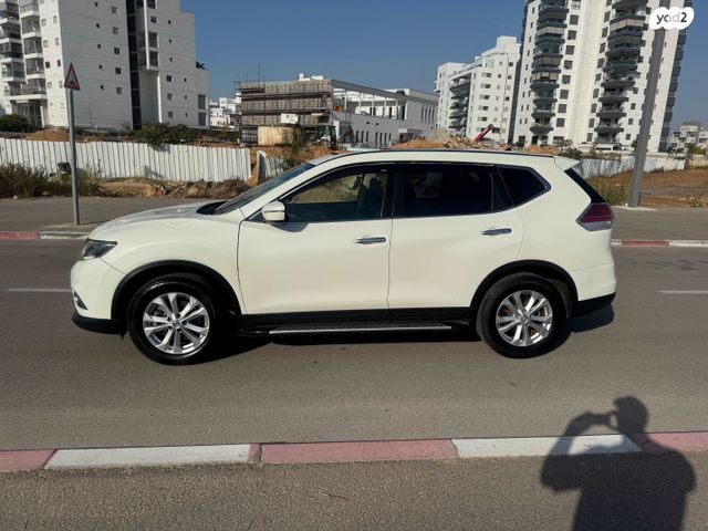 ניסאן אקס טרייל