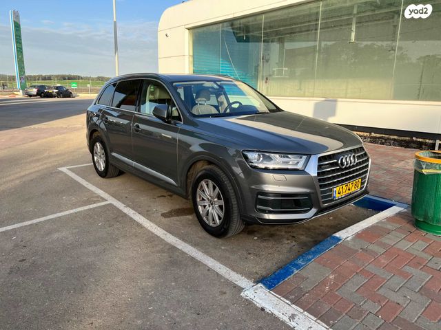 מודעת רכב אאודי Q7