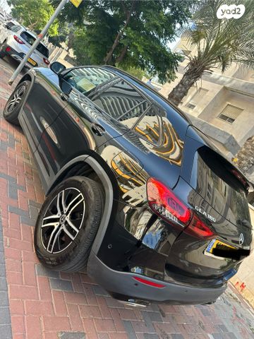 מודעת רכב מרצדס-בנץ GLA