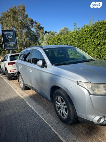 מיצובישי אאוטלנדר