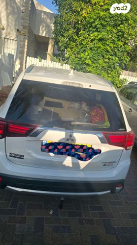 מיצובישי אאוטלנדר