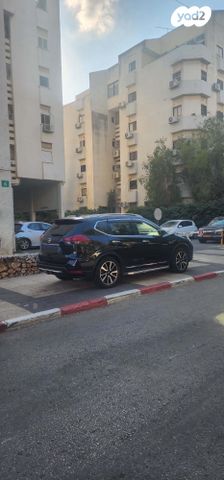 ניסאן אקס טרייל