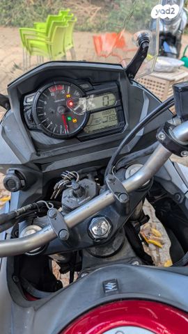 סוזוקי DL650 וי-סטרום