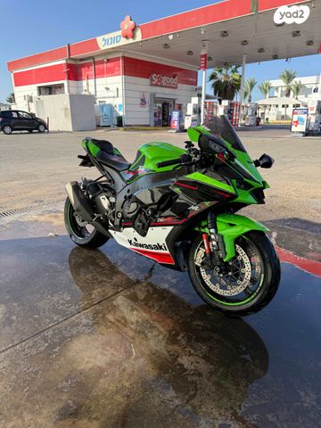 קאוואסאקי נינג'ה ZX 10R