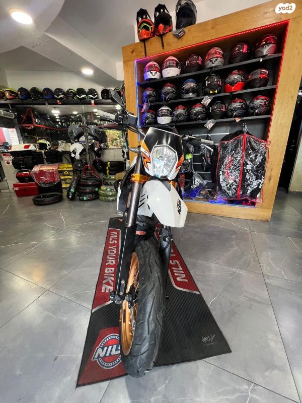 מודעת רכב KTM SuperMoto SMC 690