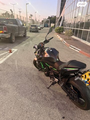 קאוואסאקי Z650 abs