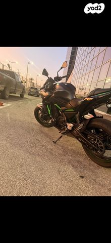 קאוואסאקי Z650 abs