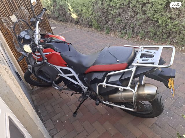 ב.מ.וו F800GS