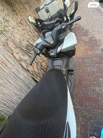 הונדה פורזה 125