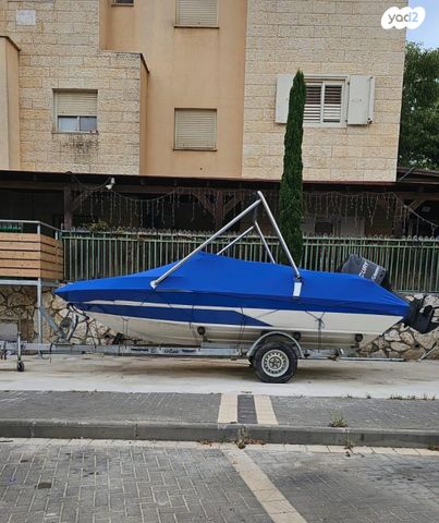 יאכטות - סירות מנוע