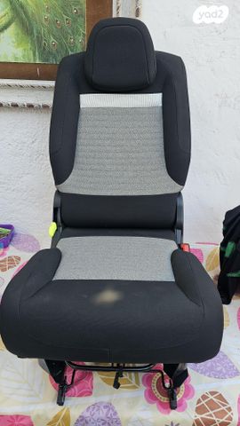 feedItemObj.data.row_1