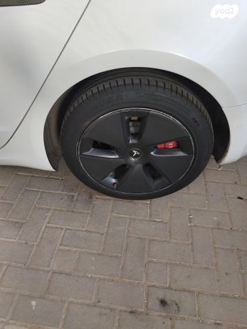 feedItemObj.data.row_1