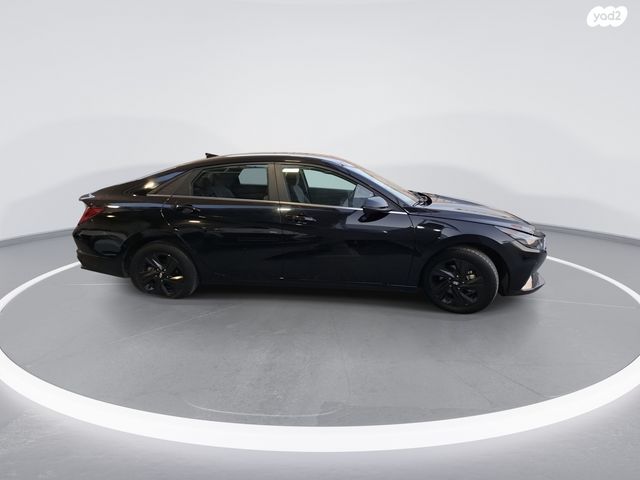 יונדאי אלנטרה