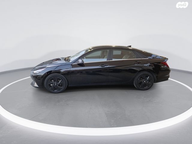 יונדאי אלנטרה