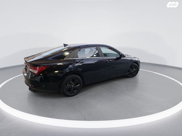 יונדאי אלנטרה