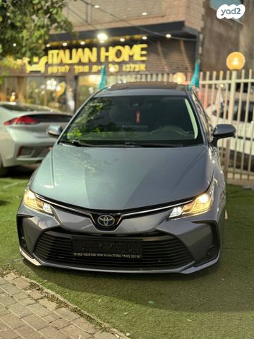 טויוטה קורולה