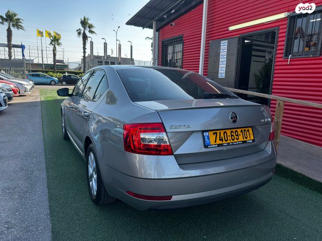 סקודה אוקטביה