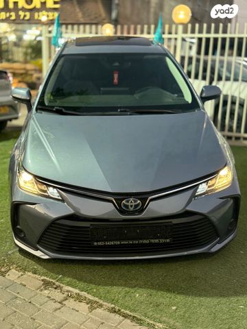 טויוטה קורולה