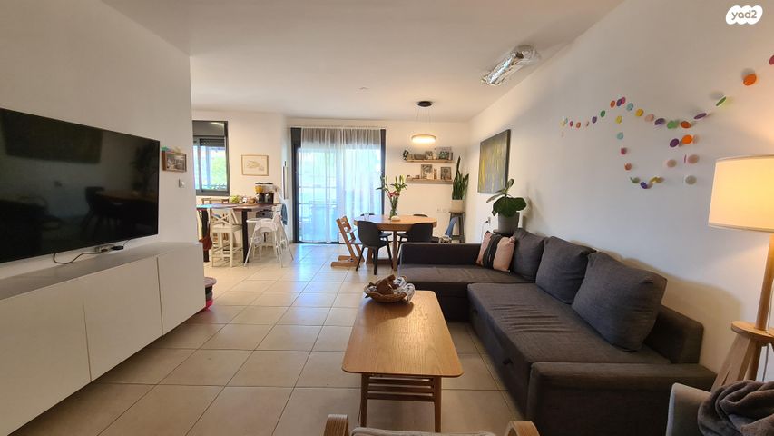 שמחה וילקומיץ' 20