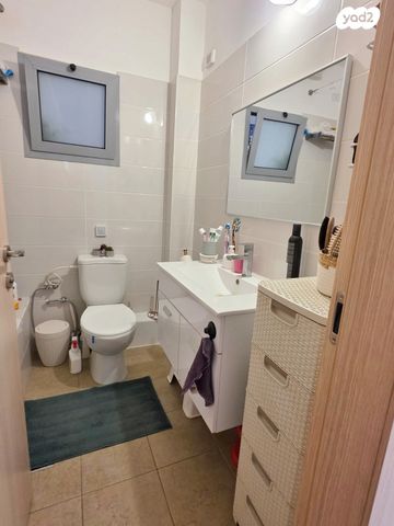 דירה, דוכיפת 6, סנסן, צור הדסה