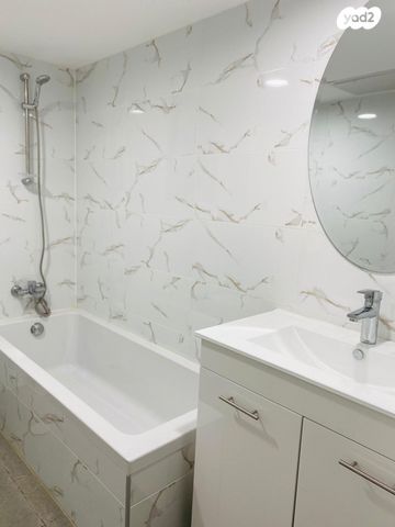 דירה, אליהו הנביא 41, פסגות אפק, ראש העין