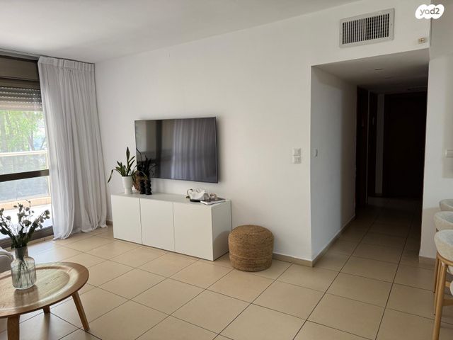 דירה, שאול המלך 9, אונו הירוקה, קרית אונו