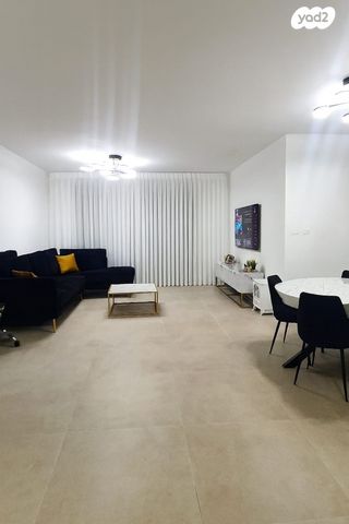 דירה, שדרות רובע יזרעאל 18, רובע יזרעאל סביוני העמק, עפולה