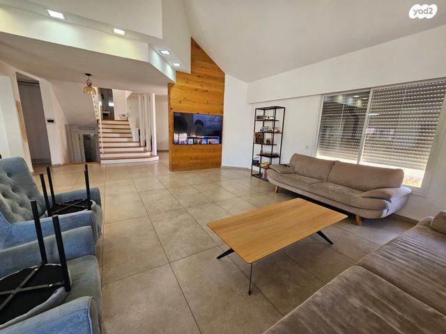 בית פרטי/ קוטג', מירון 16, קרית בנימין, קרית אתא