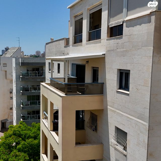 דירה, הגלעד 3, קרית השרון, נתניה