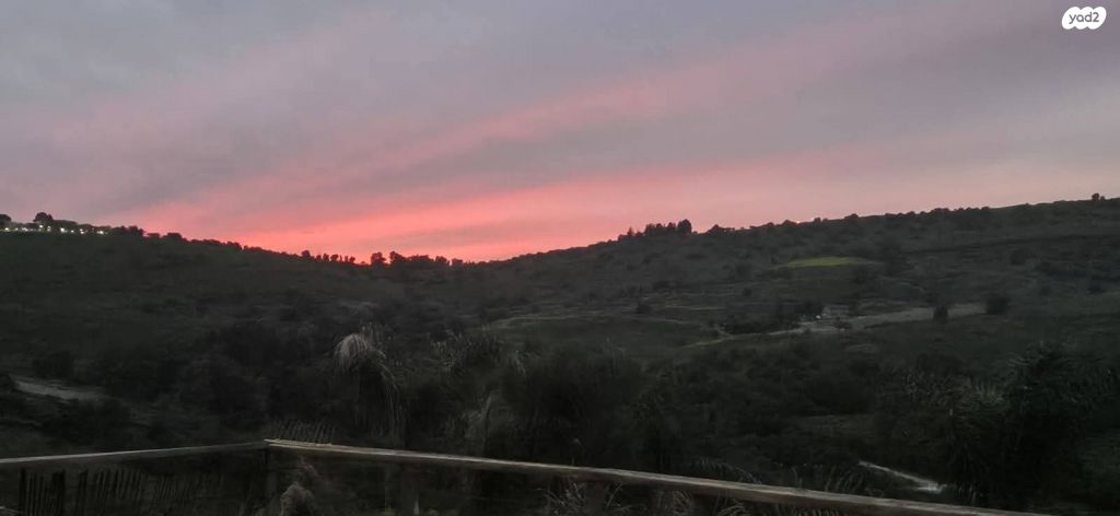 דו משפחתי, האמהות 7, שיכון עובדים, טבריה