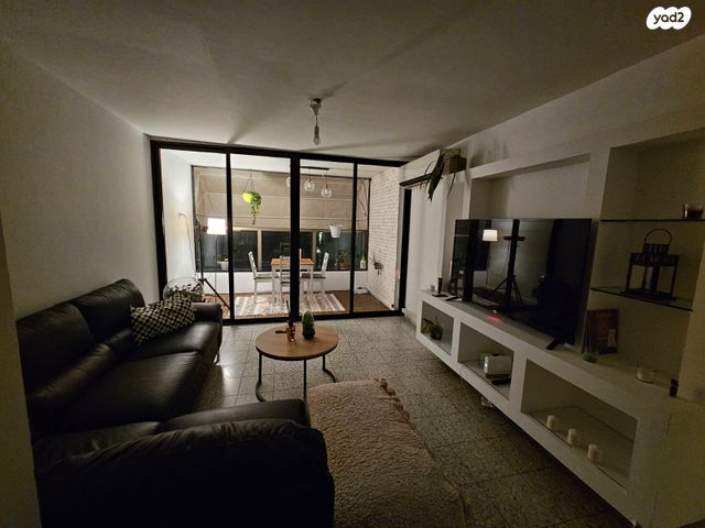 דירה, מפרץ שלמה 12, קרית שרת מזרח, חולון