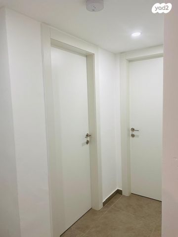 דירה, אליהו הנביא 41, פסגות אפק, ראש העין