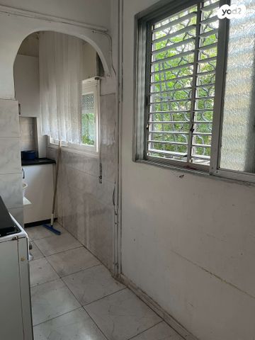 דירה, סמטת גדוד הפורצים 9, ז'בוטינסקי, אשקלון