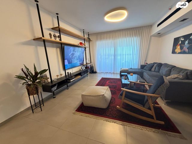 דירה, משה לוי 4, נאות שמיר, רמלה