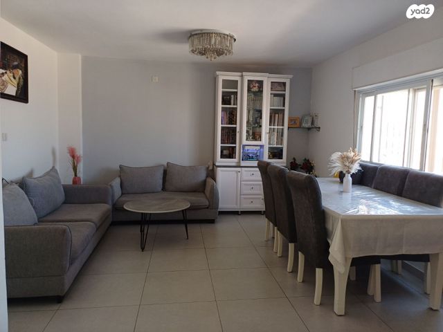 יצחק טוניק 19