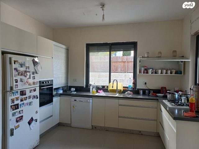 דו משפחתי, מרווה 21, הר כתרון, צור הדסה