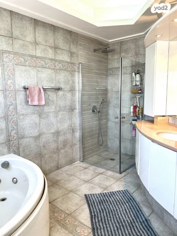 דו משפחתי, באר גנים 51, באר גנים, אבן יהודה