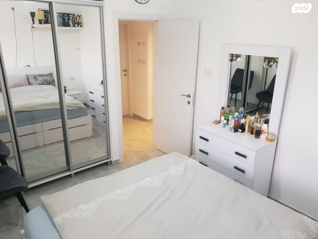 דירה, אסתר המלכה 10, משכנות זבולון, נתניה